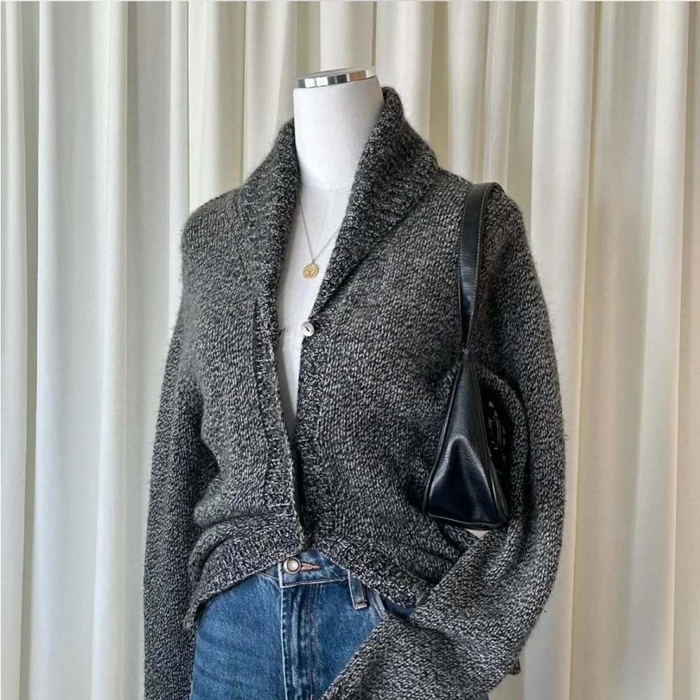 VTG NEIMAN MARCUS 100% Cashmere Shawl Collar Cardigan Dark Gray Marled Knit M. - Picture 2 of 8